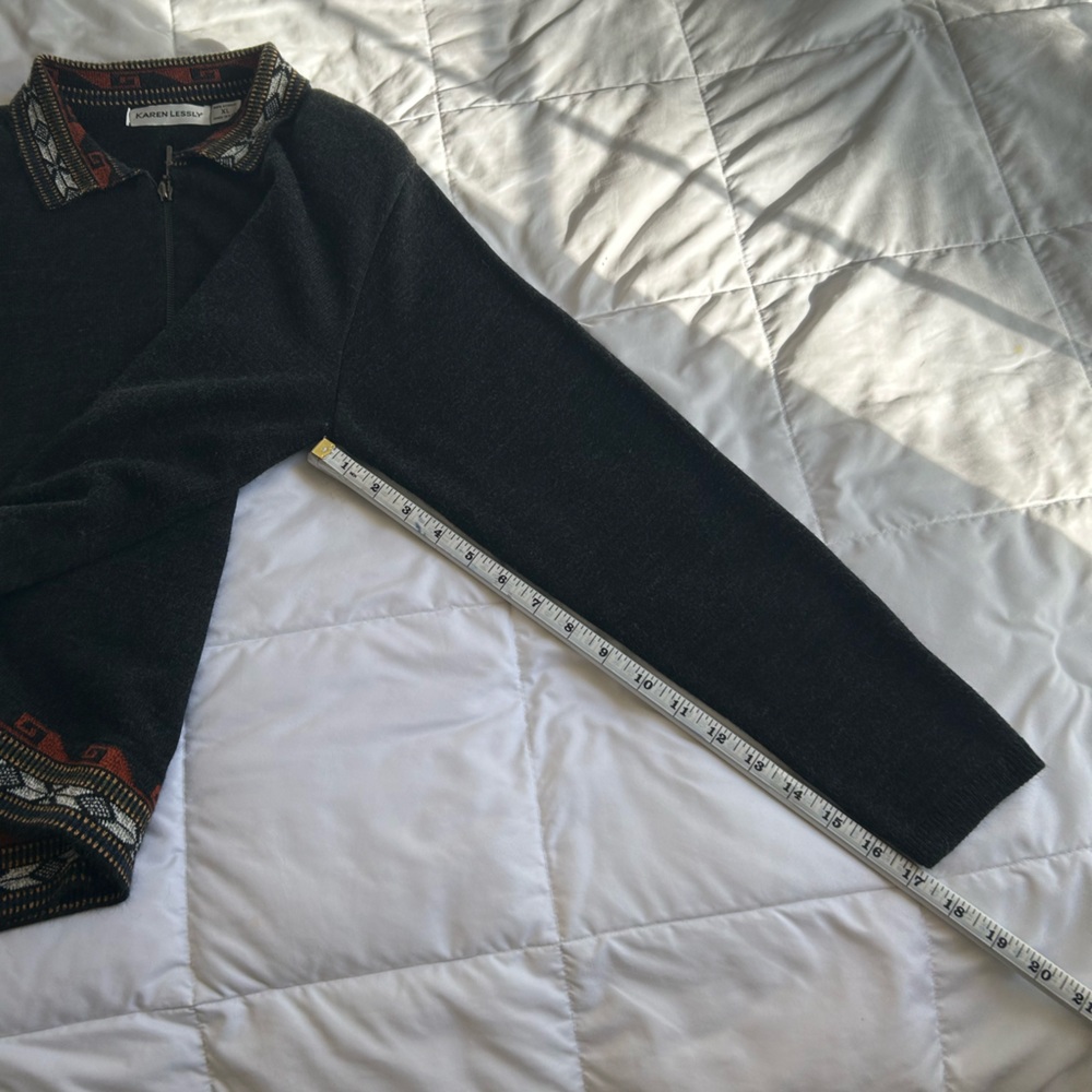 Gray Zip-Up Sweater With Patterned Trim - image 6